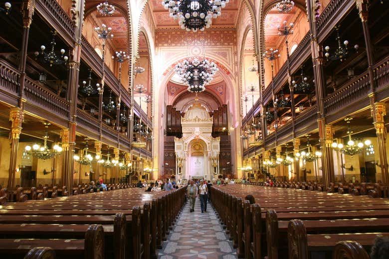 Interior de la Sinagoga de Budapest