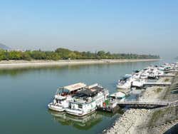 Alojamiento en Budapest: Barcos en el Danubio