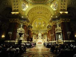 Interior de la Basílica de San Esteban