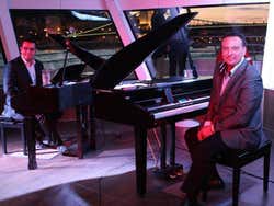 Pianistas a bordo del crucero con cena de lujo