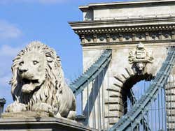 Información Budapest, Puente Cadenas